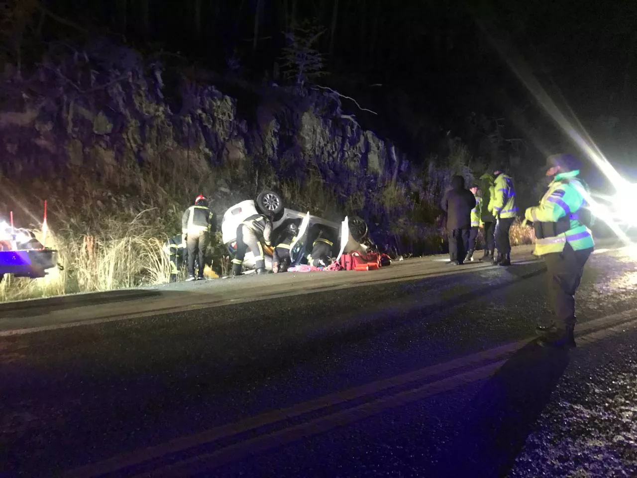 Conductor herido en un vuelco sobre la ruta 3
