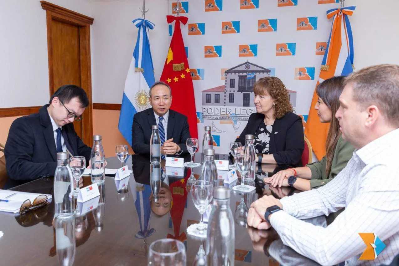 Von der Thusen- embajador Chino