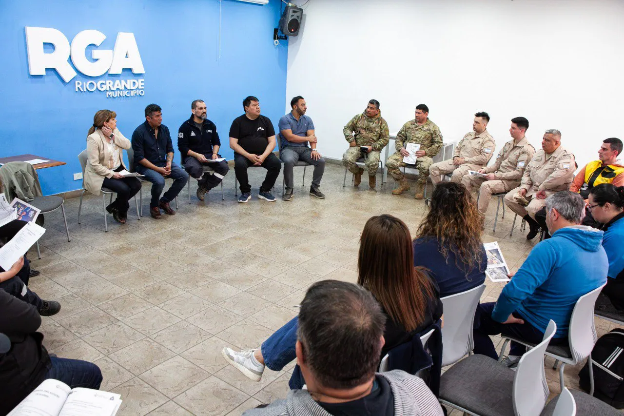 Operativo de seguridad / encendido del arbolito 