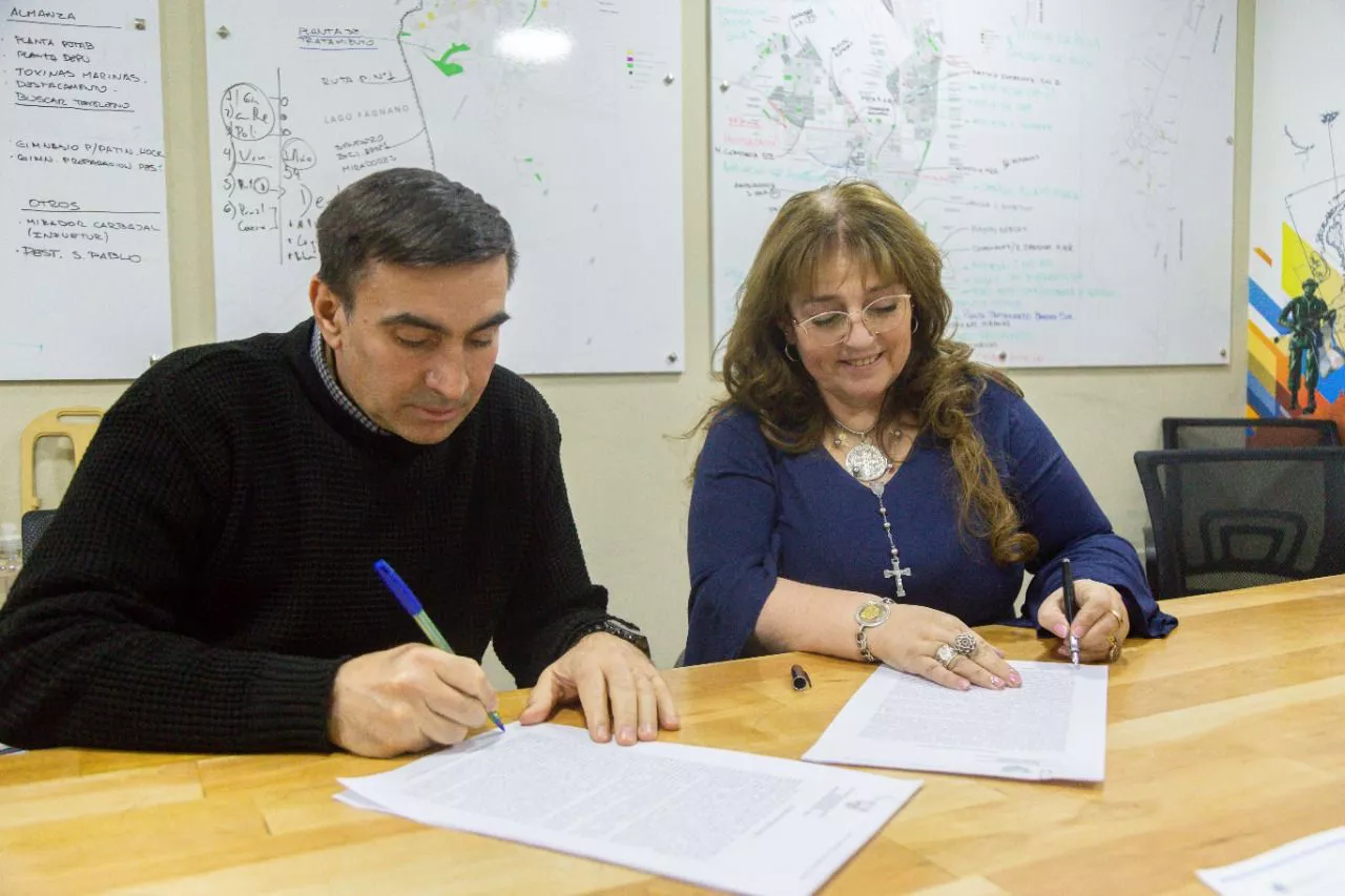 Contrato neonatología Hospital Ushuaia