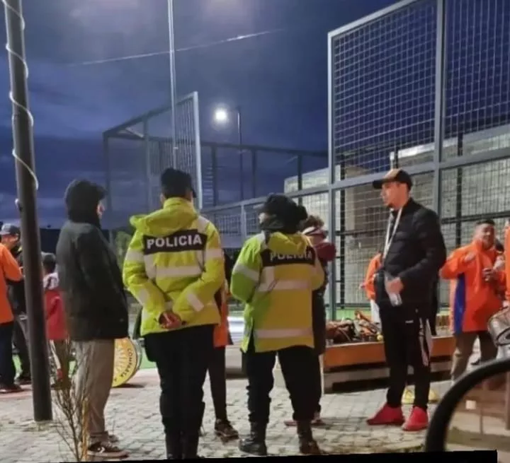 Policía Comparsa Amancay