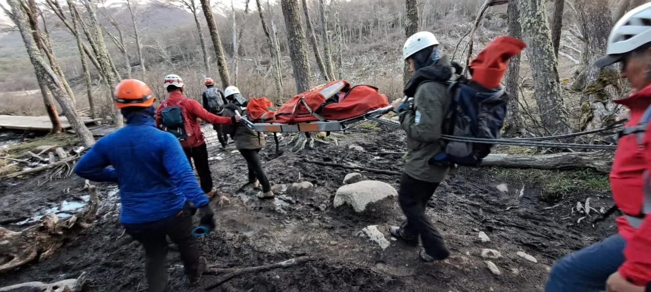 Rescate en Laguna Esmeralda