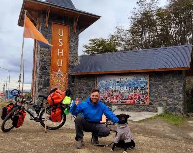 Travesía Perrito y su dueño