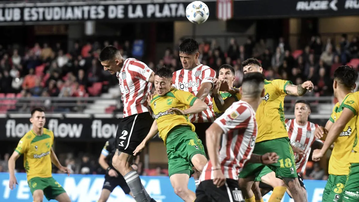 Estudiantes - Defensa y Justicia
