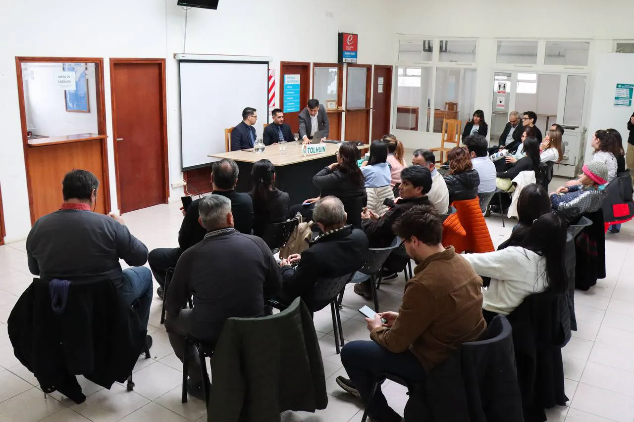 Taller de comunicación judicial Tolhuin