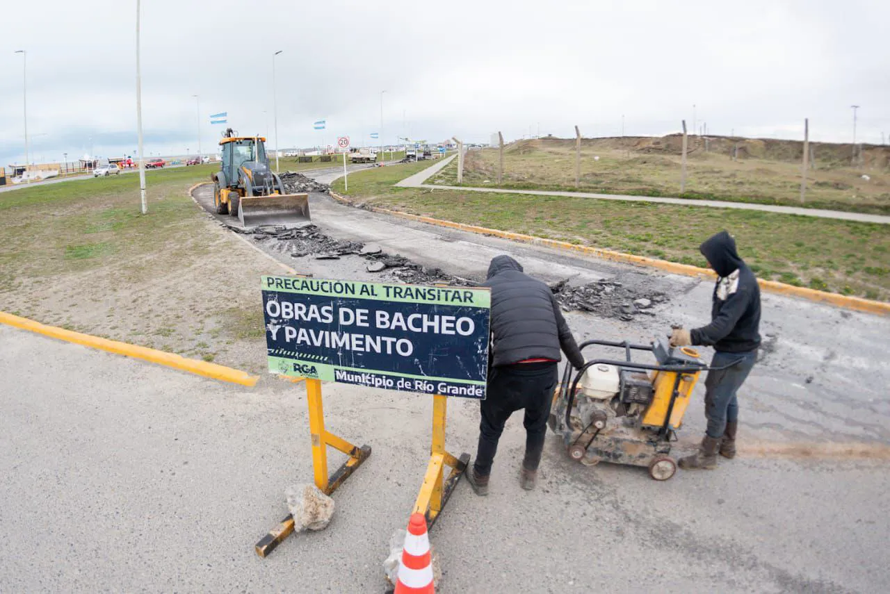 Recapada Av. Héroes de Malvinas Municipio de RG