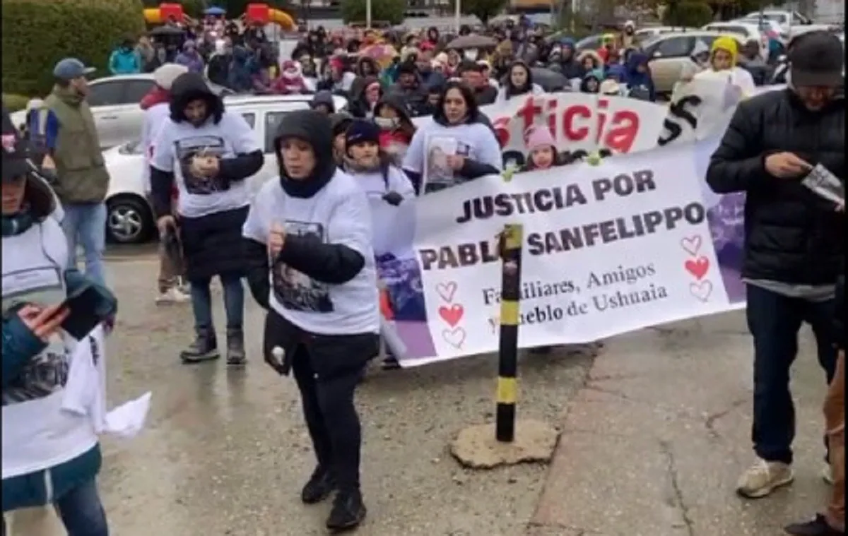 Marcha  Pablo Sanfelippo