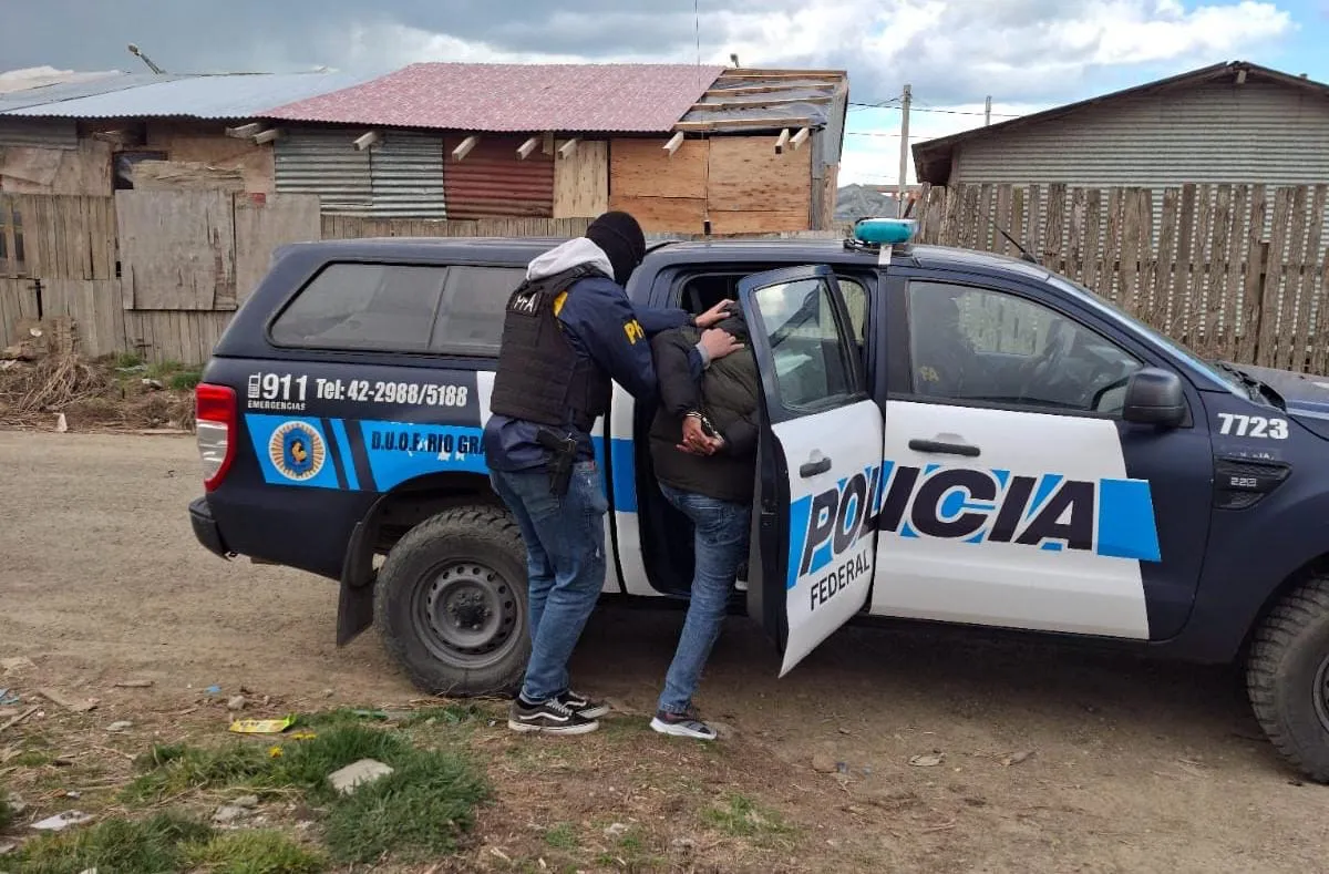 La Policía Federal Argentina desarticuló una organización criminal internacional dedicada al tráfico de drogas sintética