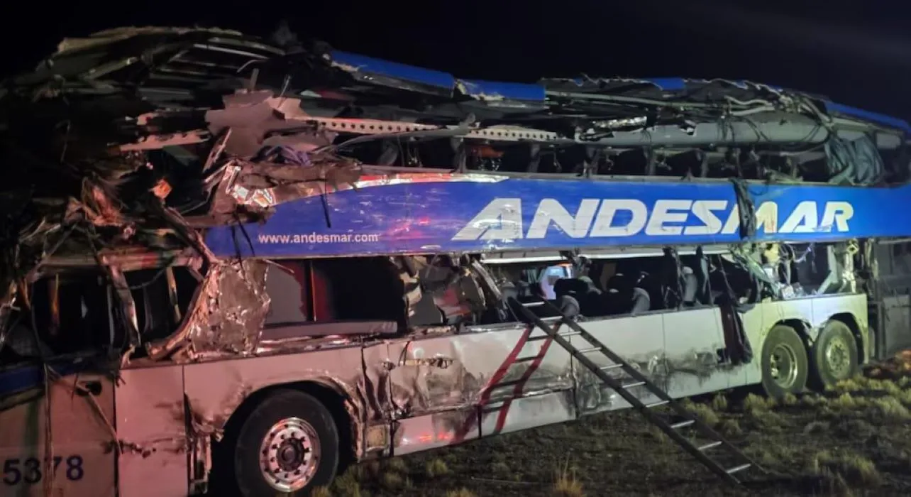 Coletivo choque fatal en Santa Cruz