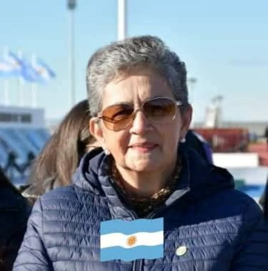 Liliana Giles
