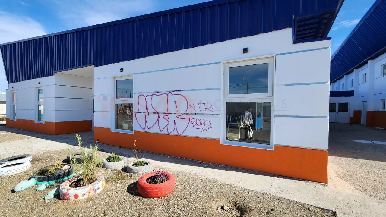 Escuela 44