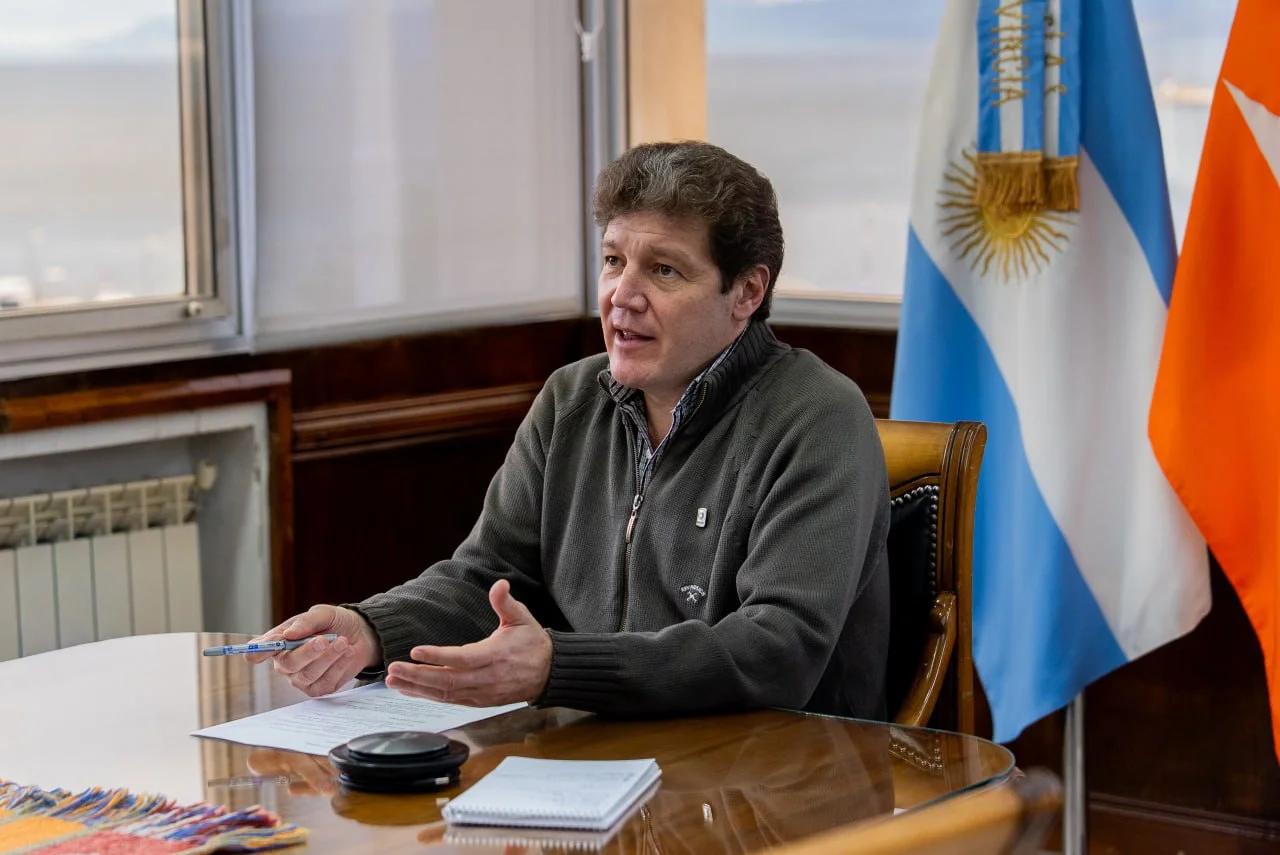 Melella Mesa GLP