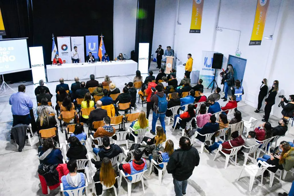 Acto viviendas Ushuaia