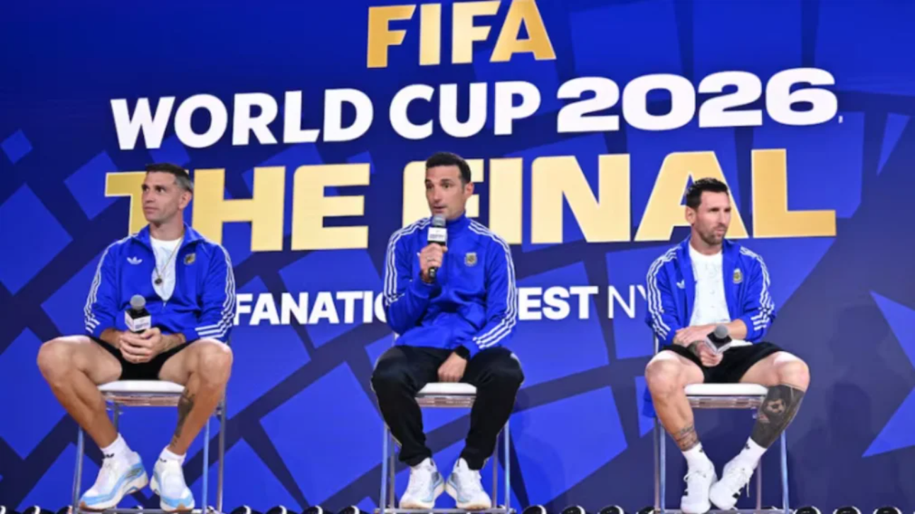 Dibu, Messi, Scaloni