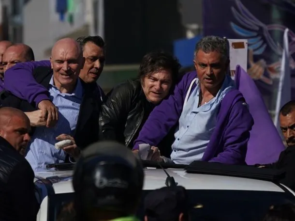 Milei evacuado Lomas de Zamora