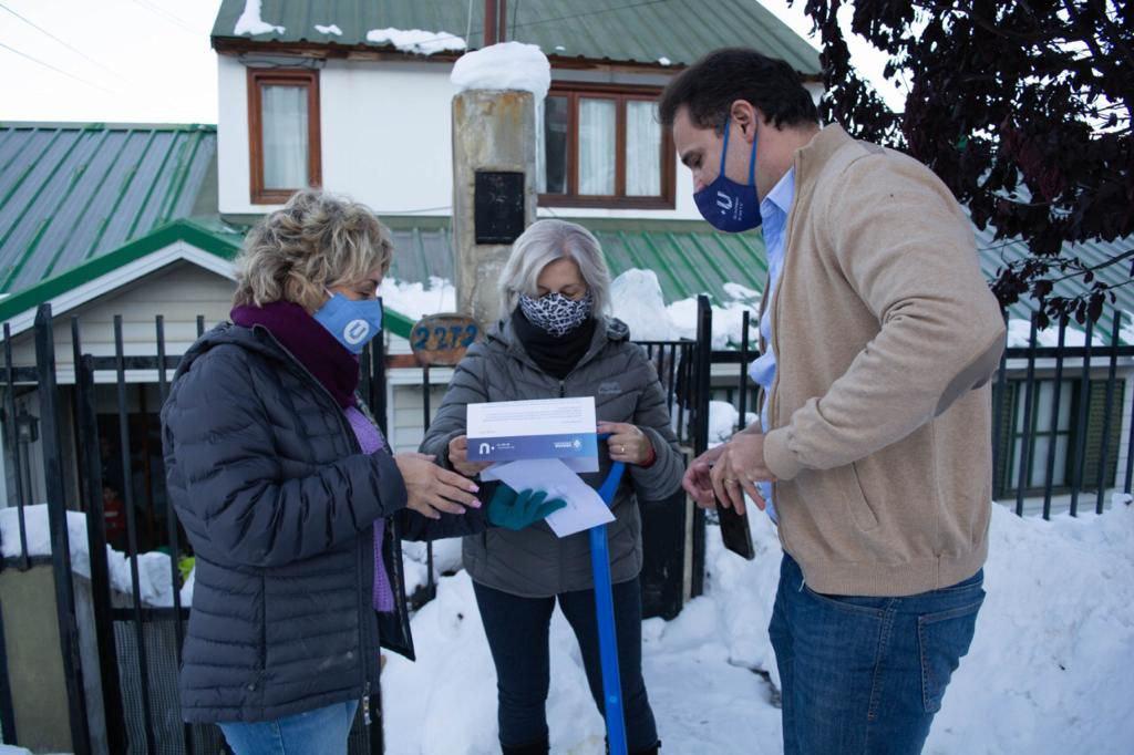 photo5039576898866358550