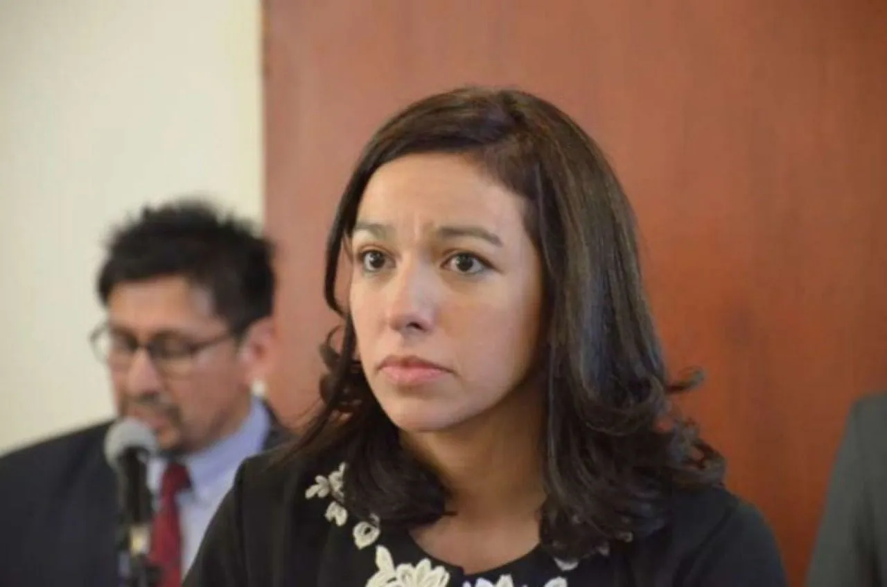 laura urquiza abogada