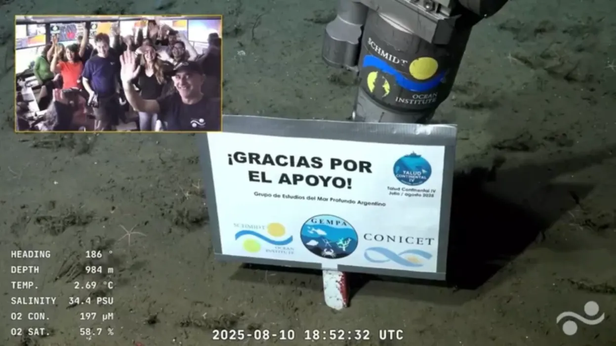 Conicet- cartel del fin de la transmisión