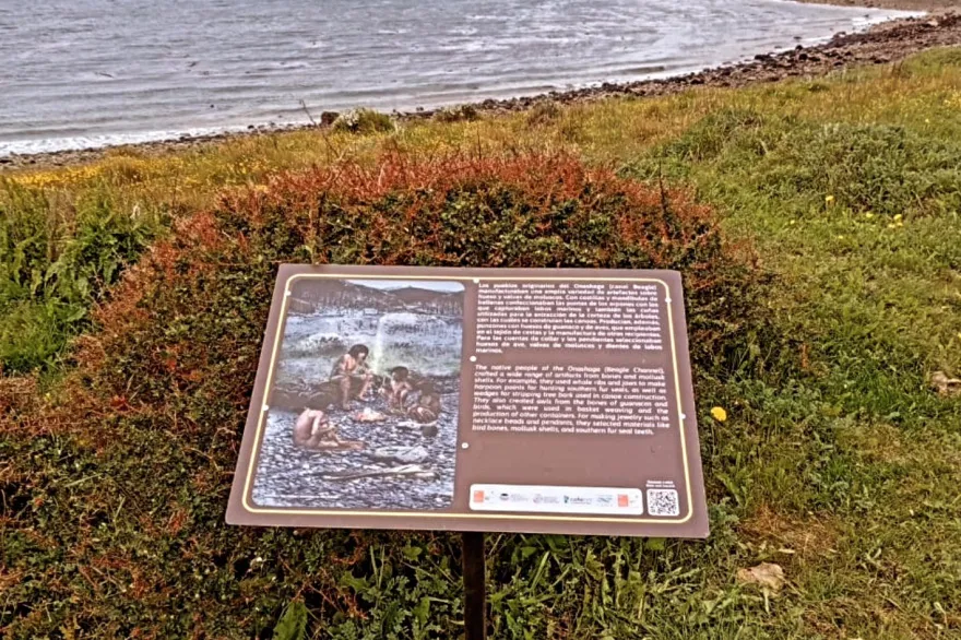 Carteleria Puerto Almanza 