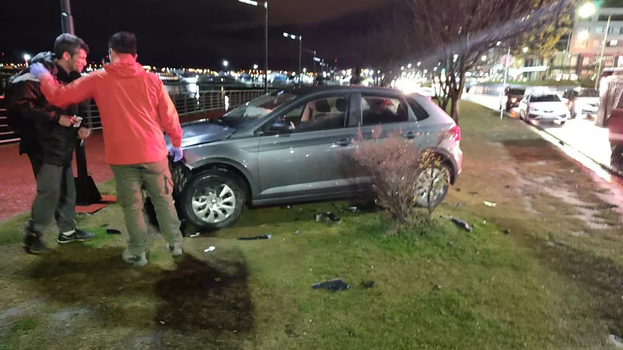 Choque Prefectura Naval y Yaganes