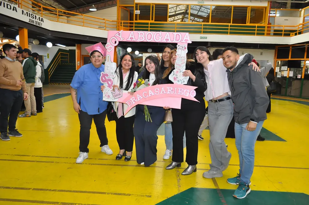 UCES egreso de abogados