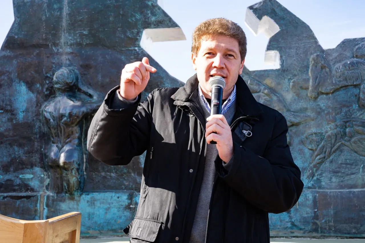Gustavo Melella