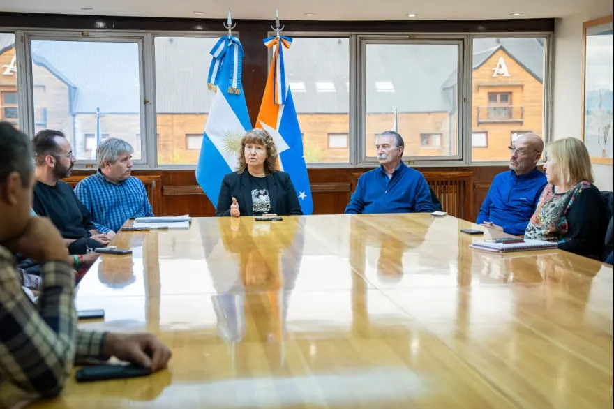 Gobierno Provincial convocatoria referentes sectores turísticos 