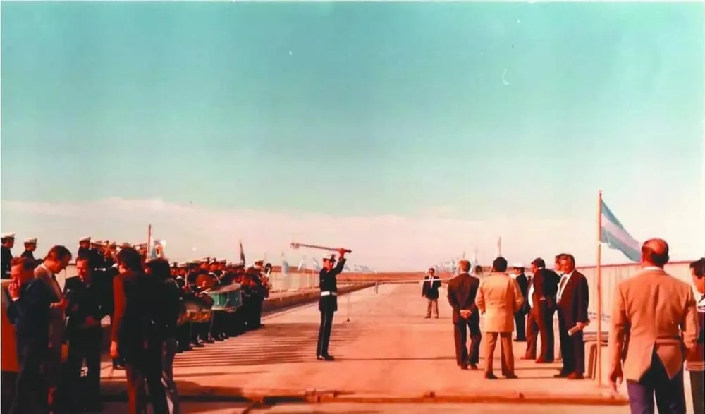 Puente General Mosconi