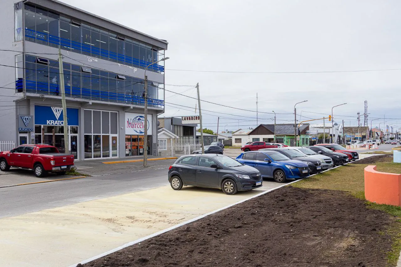 Dársena av Belgrano y Colón-Municipio de RG