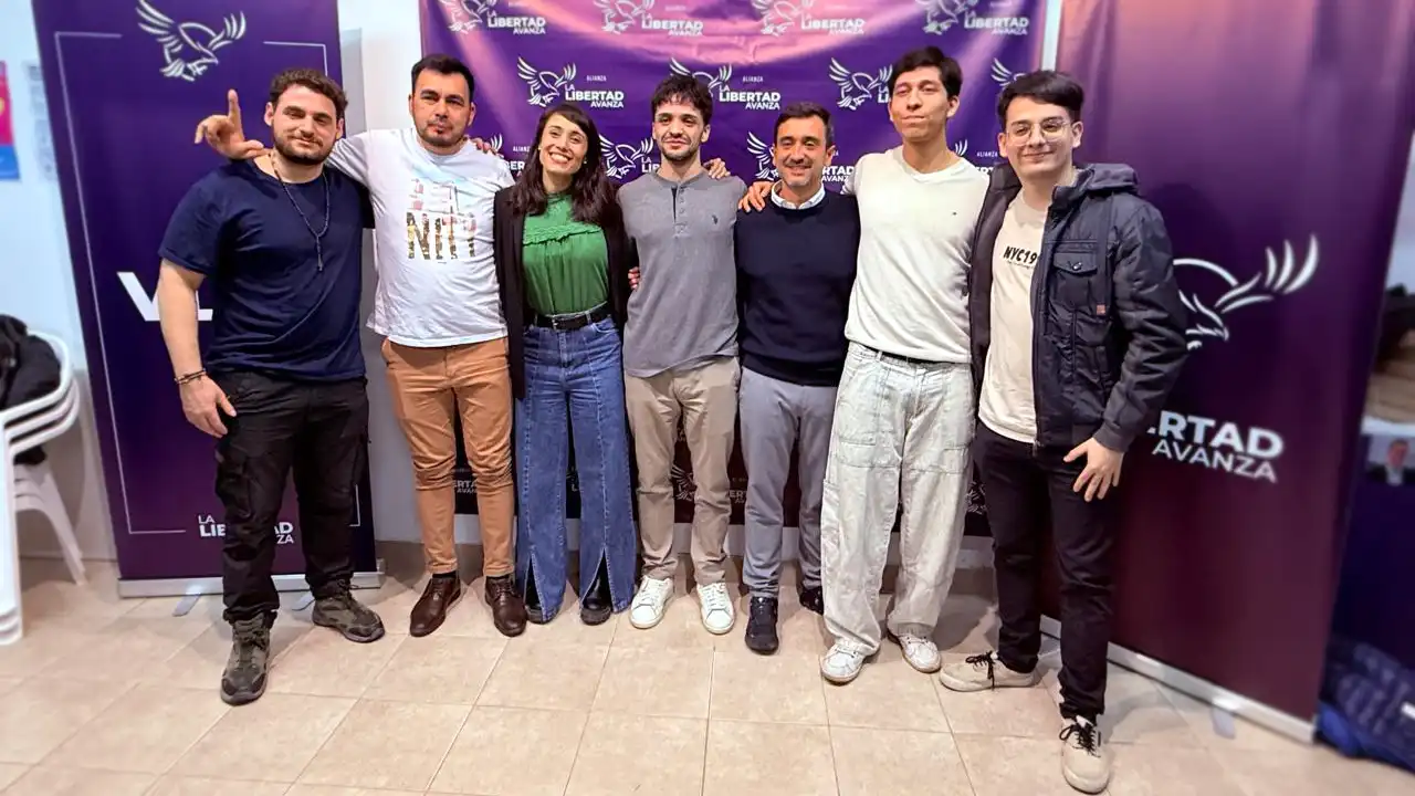 LLA-Coto-jovenes-1-NOTICIAS-04OCT2025