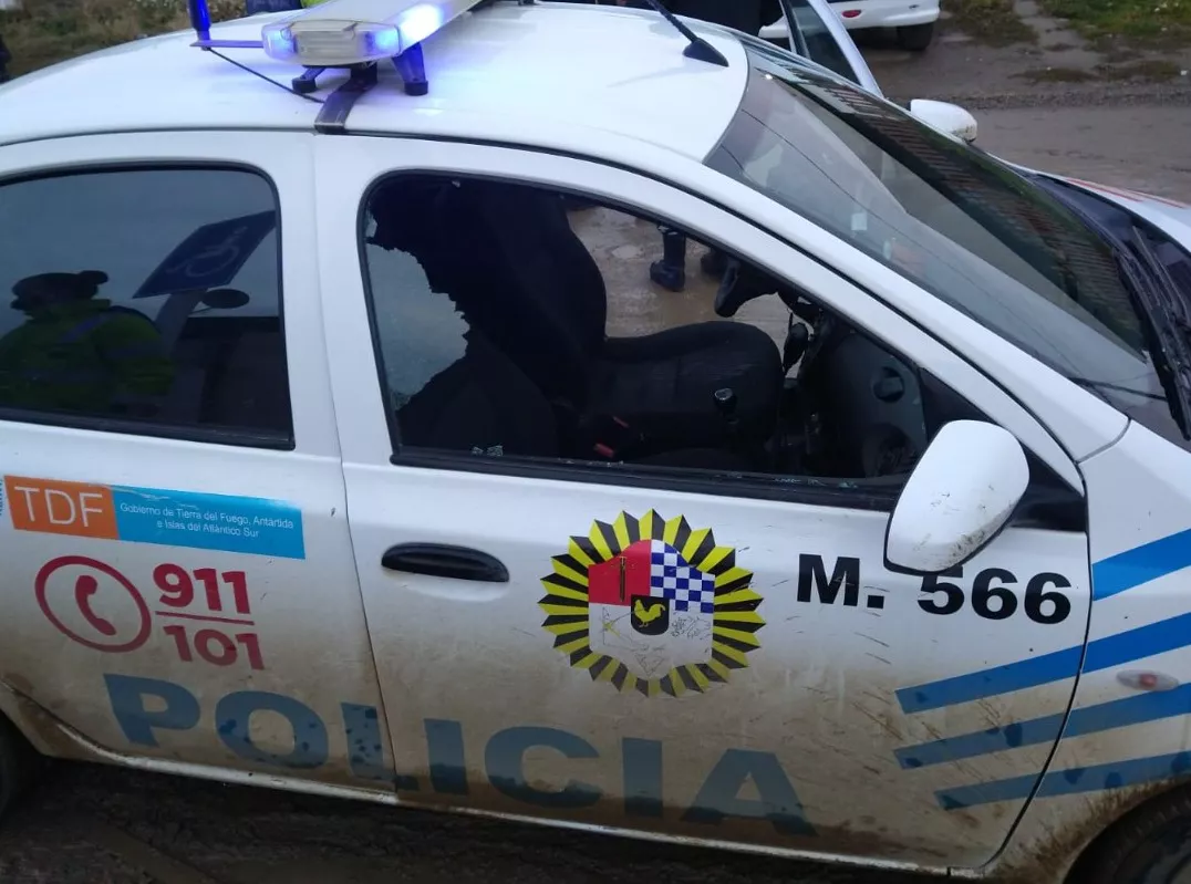 Móvil Policial Roto