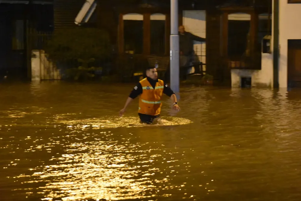 Defensa Civil Marea Extraordinaria