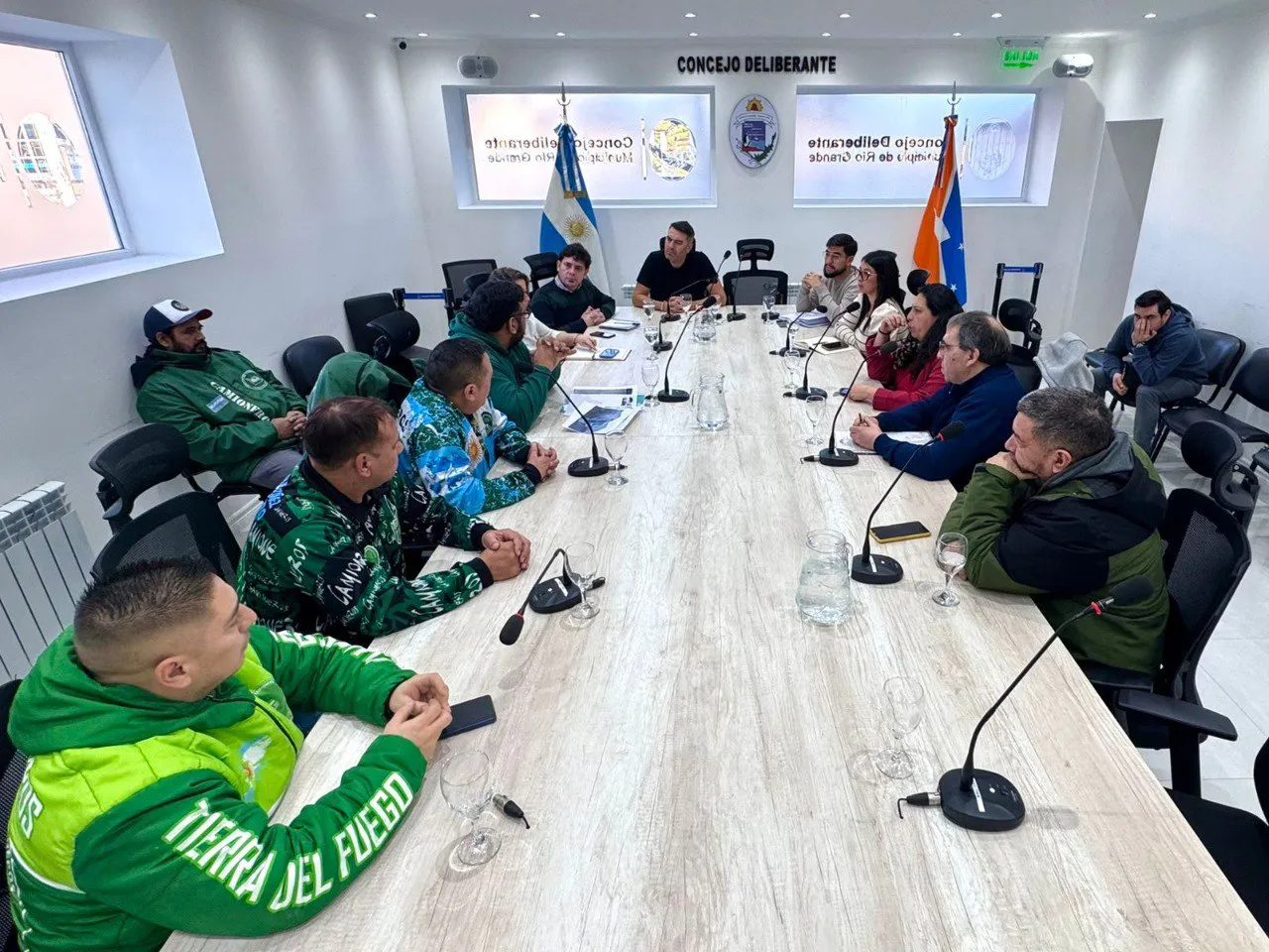 camioneros en el concejo
