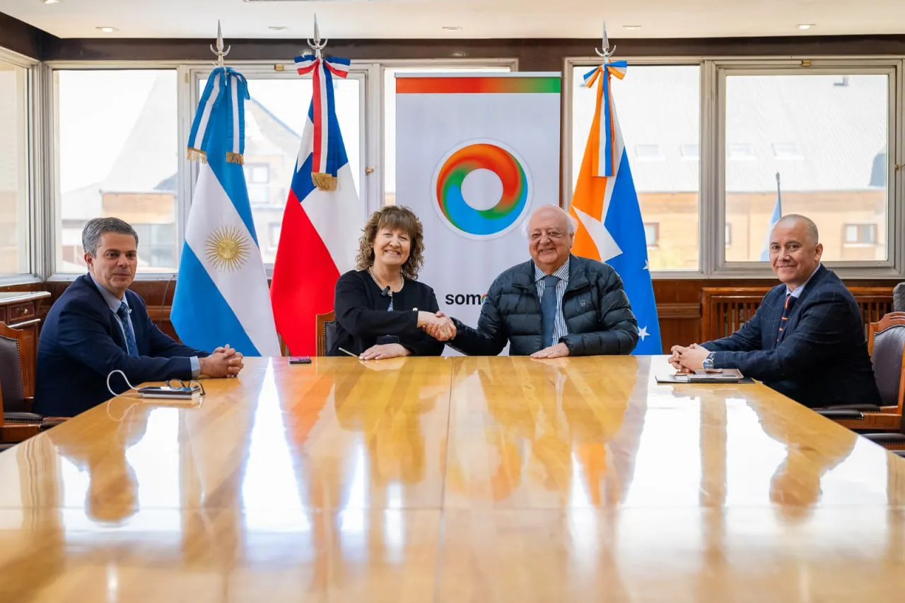 URQUIZA RECIBIÓ AL EMBAJADOR DE CHILE