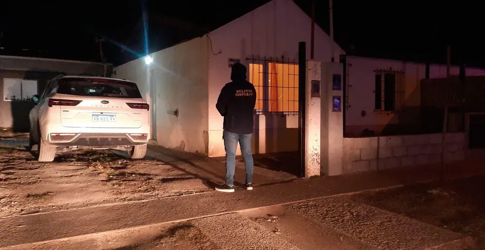 8cef2ded-1845-4e25-8f39-cc5c17900128