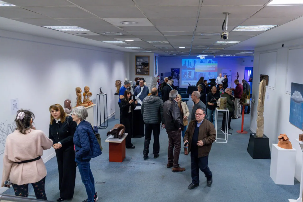 71351443-9503-48c9-89cd-3da6eec4bd25