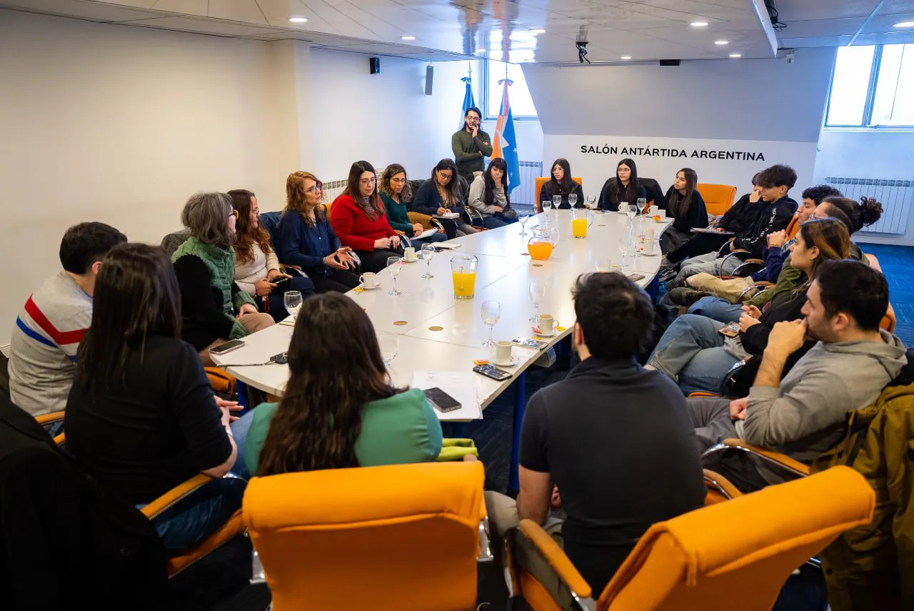 Participación Democrática Estudiantil- GOB