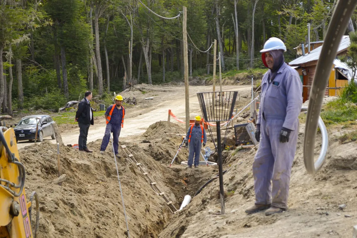 Red cloacal y de agua- Tolhuin- GOB