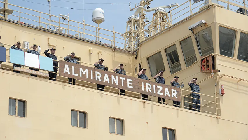 Campaña Antártica ARA