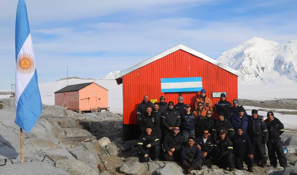 Refugio naval “Bahía Dorian”